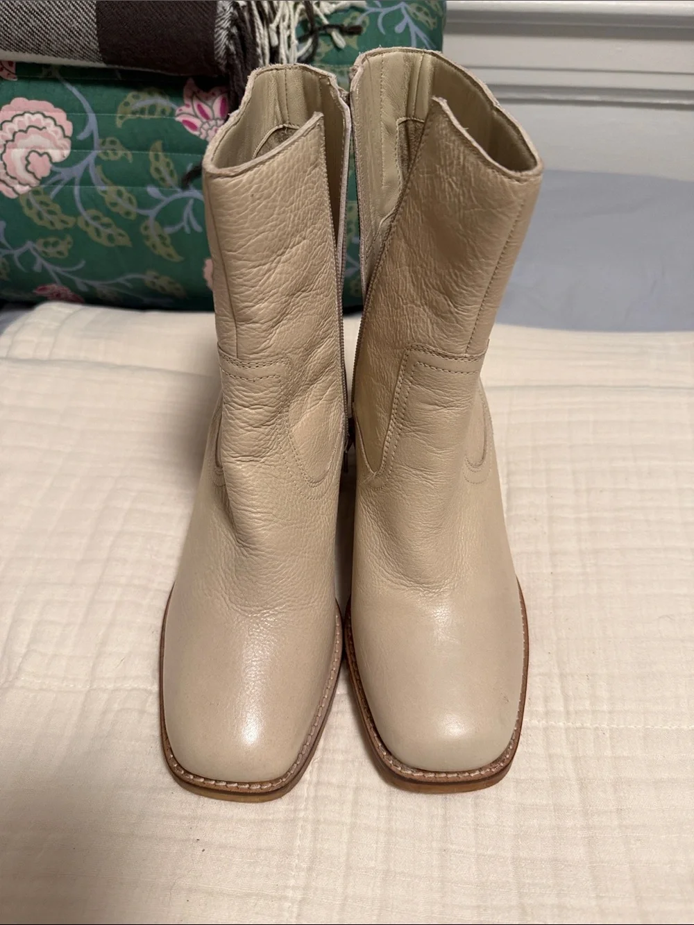 Seychelles Cream Leather Square-Toe Ankle Booties